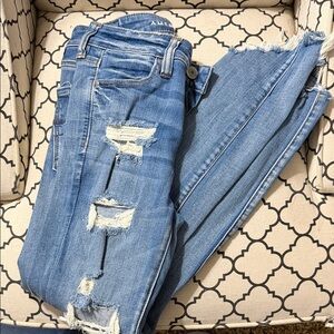 American Eagle Outfitters Light Blue Distressed Skinny Jeans